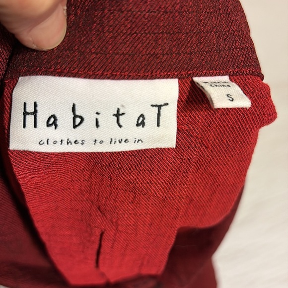 Habitat Women's Top in Rich Burgundy/Red. 3/4 Sleeves. Size S - Picture 8 of 10